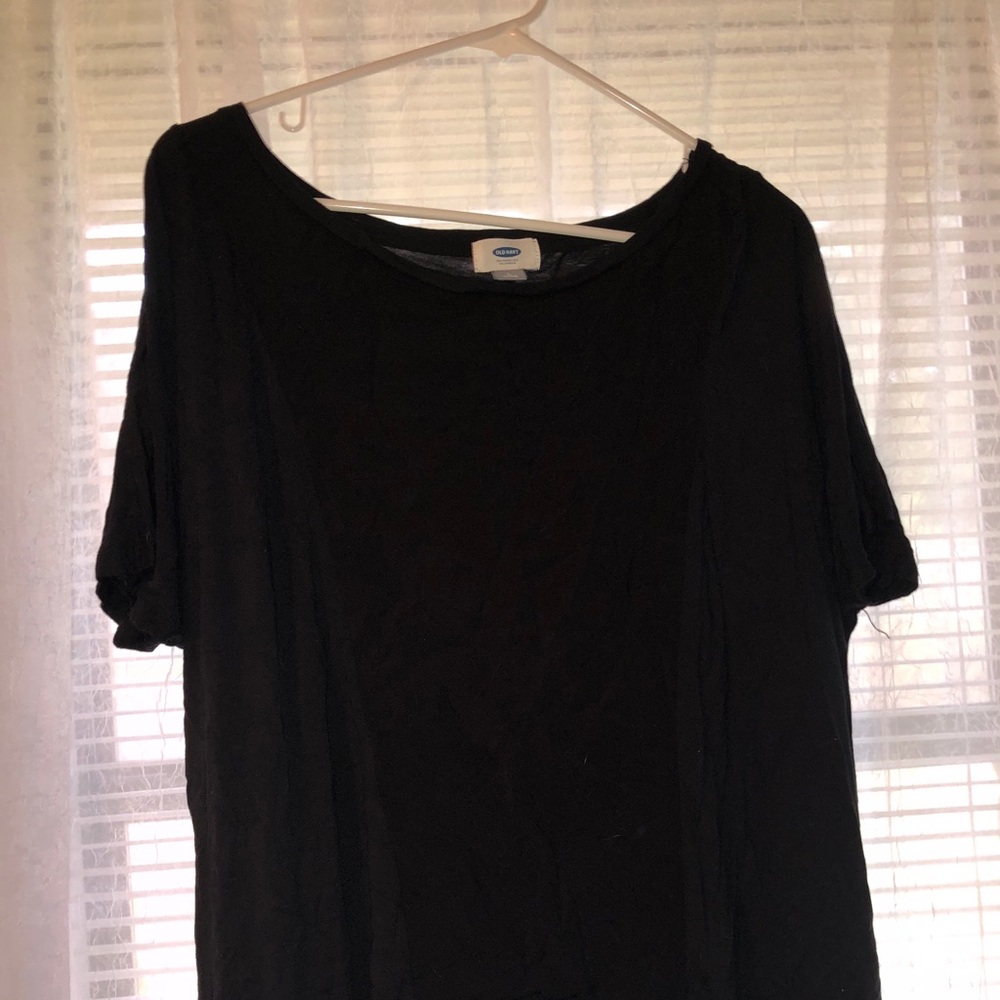 Old Navy Black Tee